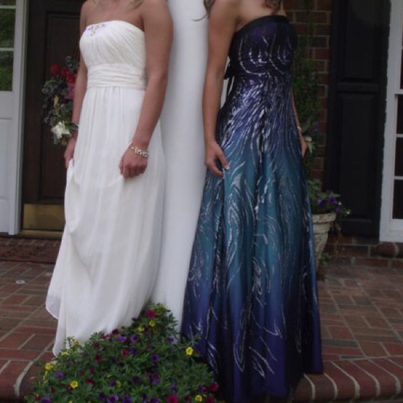 Cache Prom/Formal Dress 🌌 - Picture 8 of 8